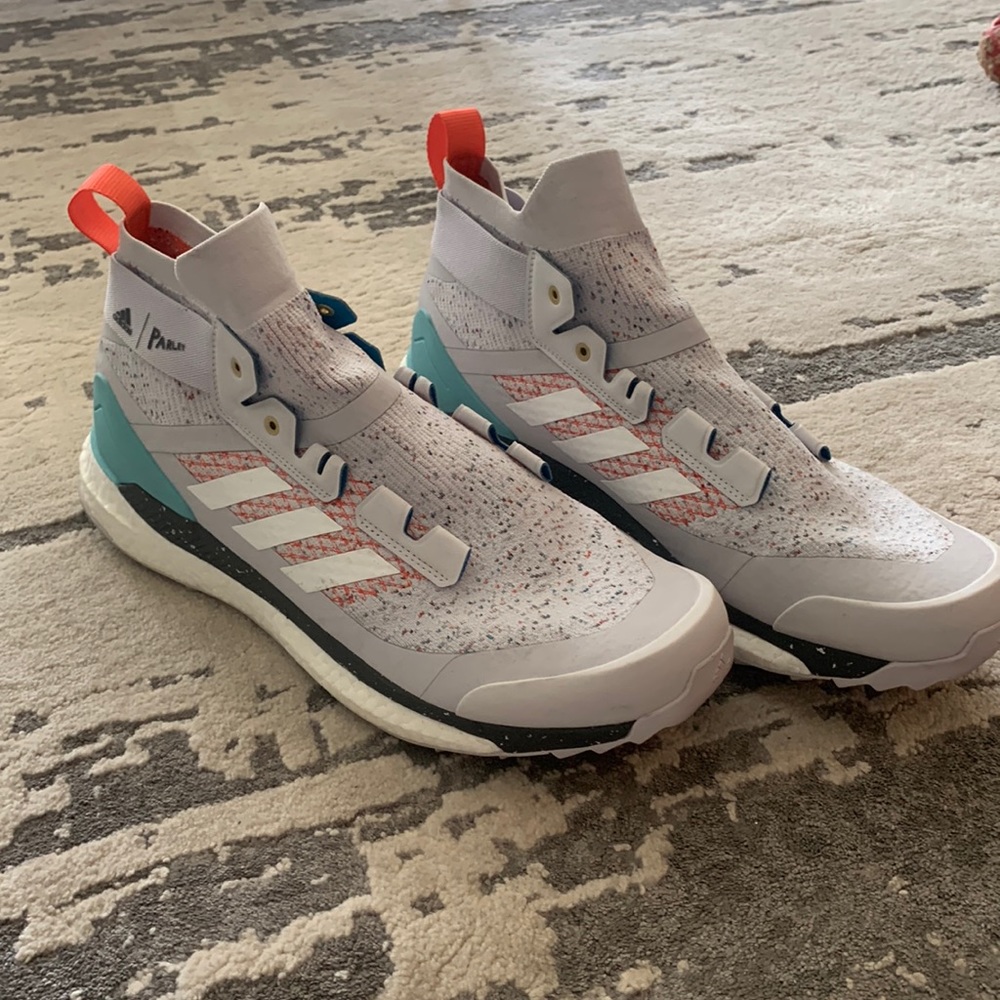 Adidas Mens Boost Size 14